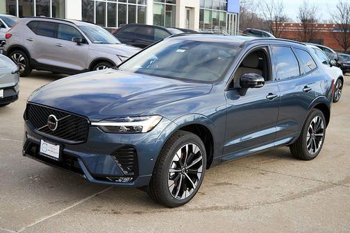2026 Volvo XC60 B5 Plus