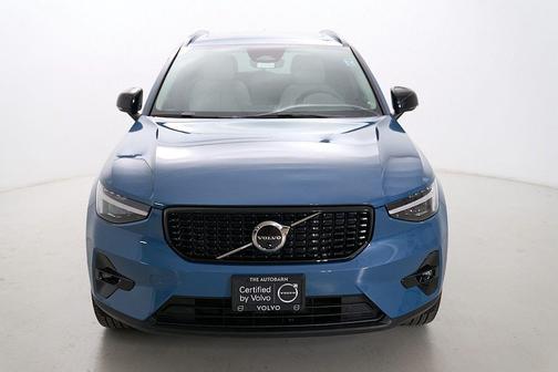 Fjord Blue Metallic 2023 Volvo XC40 B5 Ultimate Dark Theme