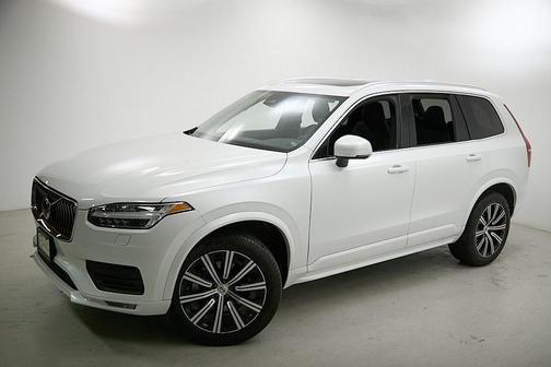 2023 Volvo XC90 B5 Core