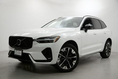 2026 Volvo XC60 Plug-In Hybrid T8 Plus