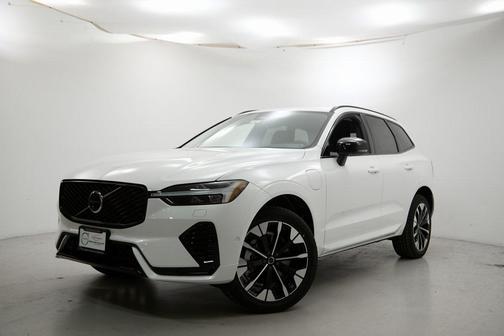 2026 Volvo XC60 Plug-In Hybrid T8 Plus