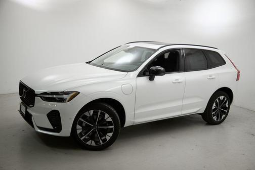2026 Volvo XC60 Plug-In Hybrid T8 Plus