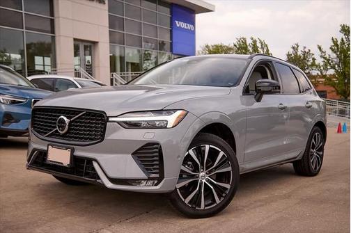 2025 Volvo XC60 B5 Plus