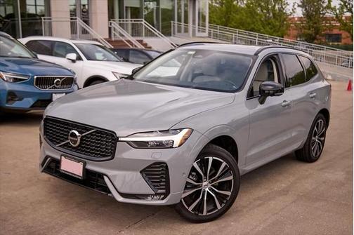 2025 Volvo XC60 B5 Plus