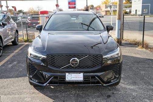 2026 Volvo XC60 B5 Plus