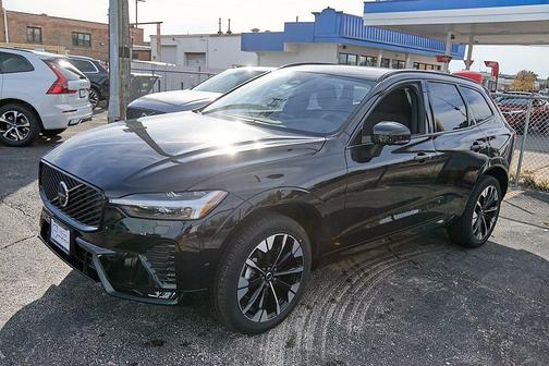 2026 Volvo XC60 B5 Plus