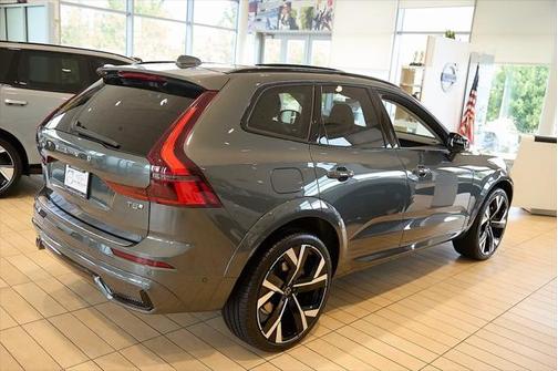 2026 Volvo XC60 Plug-In Hybrid T8 Ultra