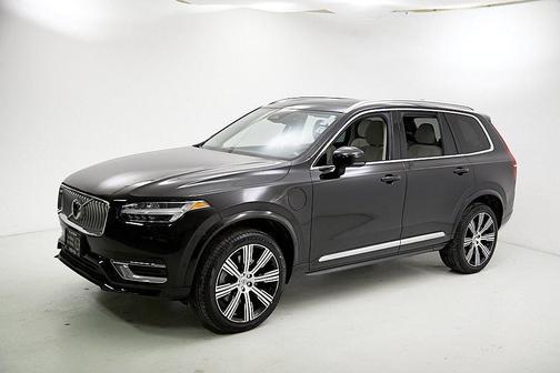 2023 Volvo XC90 Recharge Plug-In Hybrid T8 Plus Bright Theme 7-Seater