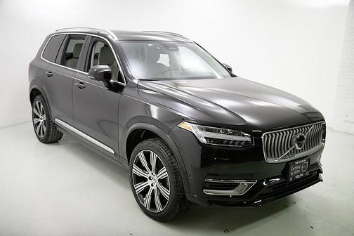 2023 Volvo XC90 Recharge Plug-In Hybrid T8 Plus Bright Theme 7-Seater