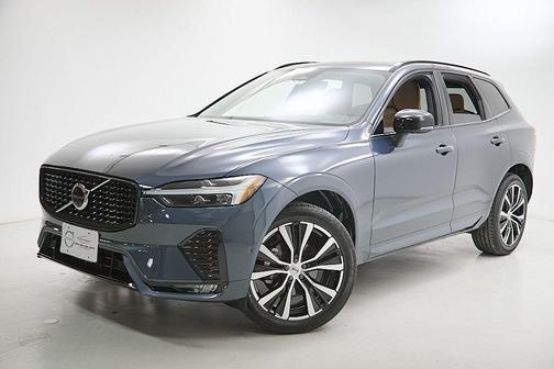 2025 Volvo XC60 B5 Ultra