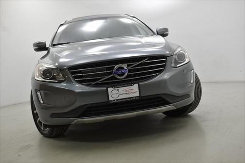 2016 Volvo XC60 T6 Platinum