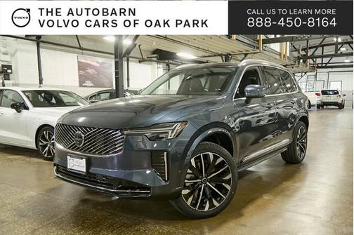 2025 Volvo XC90 B6 Plus 7-Seater