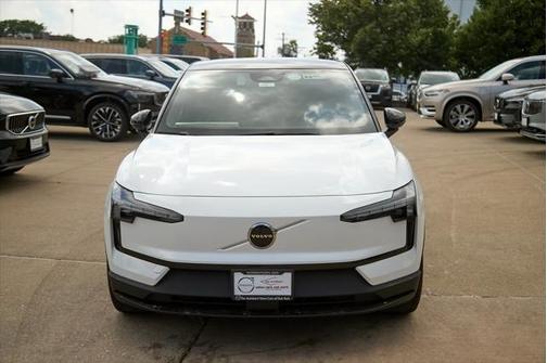 2025 Volvo EX30 Twin Motor Plus