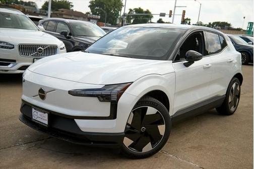 2025 Volvo EX30 Twin Motor Plus