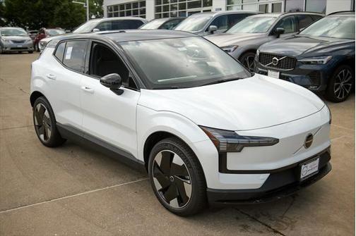 2025 Volvo EX30 Twin Motor Plus
