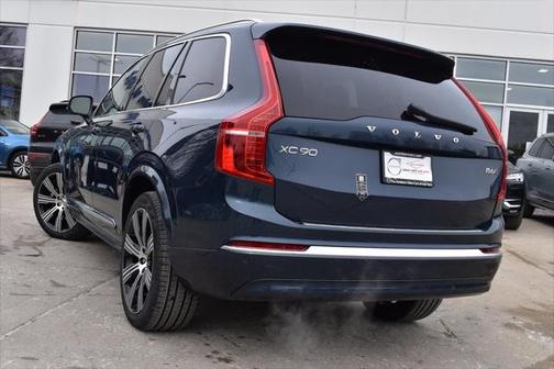 2025 Volvo XC90 B6 Plus 7-Seater