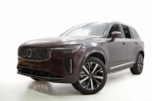 2025 Volvo XC90 B6 Core