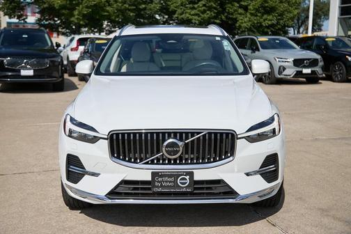 2022 Volvo XC60 B5 Inscription