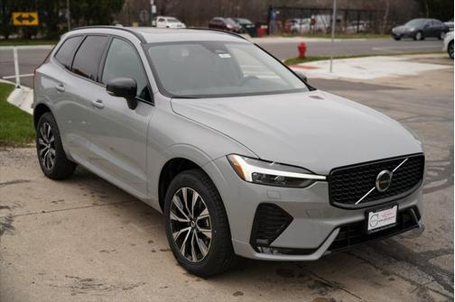 2025 Volvo XC60 B5 Core
