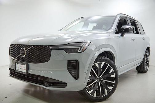Vapour Grey Metallic 2026 Volvo XC90 B6 Ultra Dark Theme 7-Seater