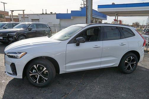 2026 Volvo XC60 B5 Core