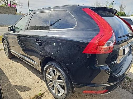 2016 Volvo XC60 T6 Drive-E Platinum