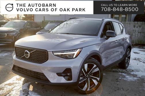 2026 Volvo XC40 Ultra, B5 AWD Gas (mild hybrid), Dark