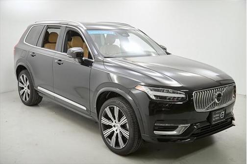 2024 Volvo XC90 Recharge Plug-In Hybrid T8 Ultimate Bright Theme 7-Seater