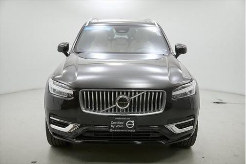 2024 Volvo XC90 Recharge Plug-In Hybrid T8 Ultimate Bright Theme 7-Seater