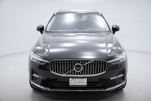 2023 Volvo XC60 B6 Ultimate Bright Theme