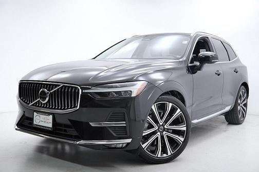 2023 Volvo XC60 B6 Ultimate Bright Theme