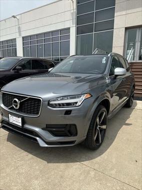 2017 Volvo XC90 Hybrid T8 R-Design