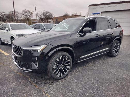 2026 Volvo XC90 B6 Plus 7-Seater