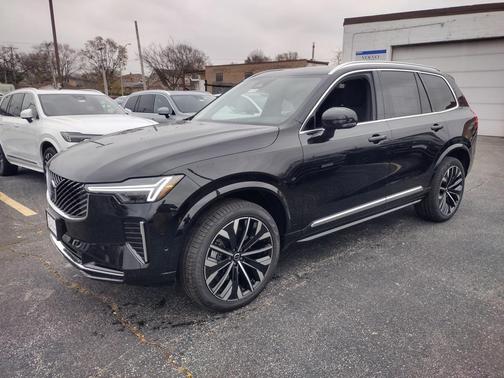 2026 Volvo XC90 B6 Plus 7-Seater