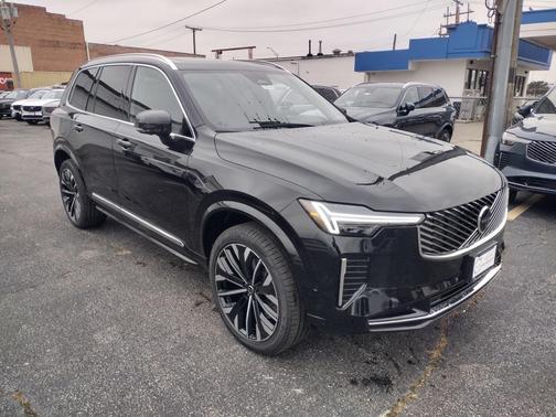 2026 Volvo XC90 B6 Plus 7-Seater