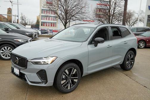 2026 Volvo XC60 B5 Core