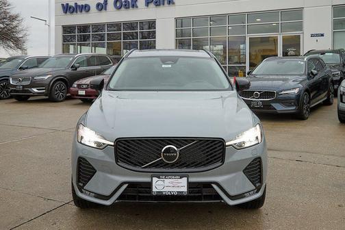 2026 Volvo XC60 B5 Core