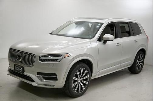 2022 Volvo XC90 T6 Inscription