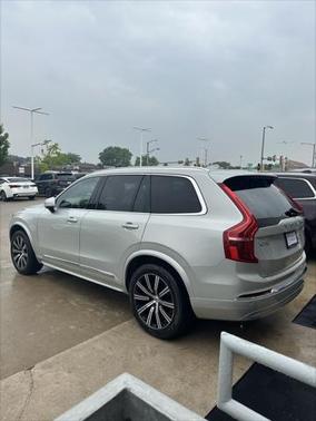 2022 Volvo XC90 T6 Inscription
