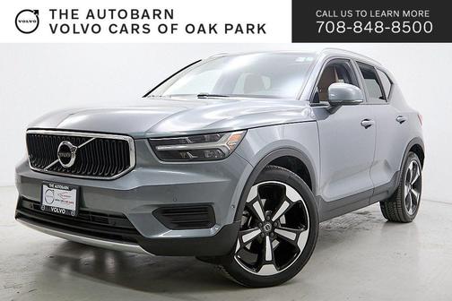 2019 Volvo XC40 T5 Momentum