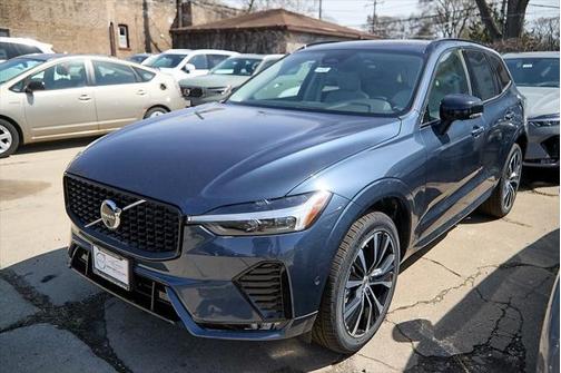 2025 Volvo XC60 B5 Plus