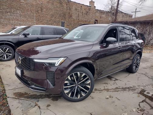 2026 Volvo XC90 B6 Ultra Dark Theme 7-Seater