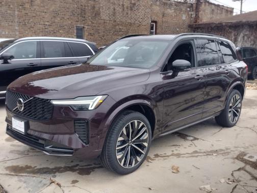 2026 Volvo XC90 B6 Ultra Dark Theme 7-Seater