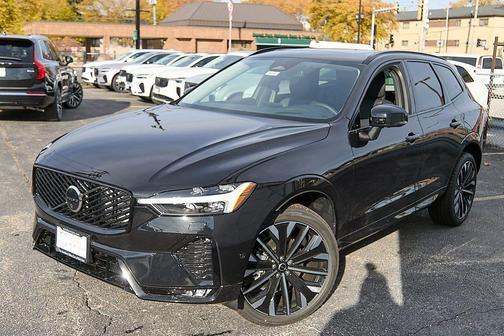 2026 Volvo XC60 B5 Ultra