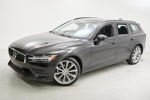 2020 Volvo V60 T5 Momentum