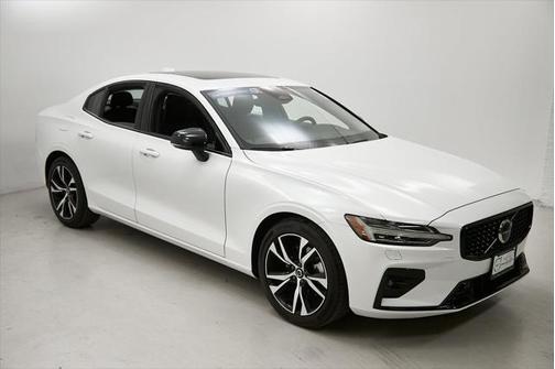 2025 Volvo S60 B5 Core