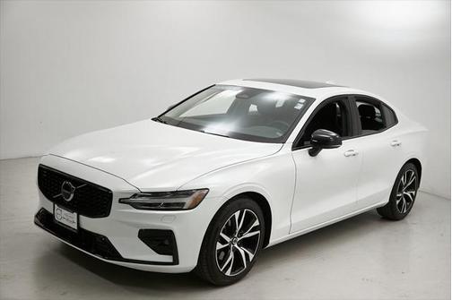 2025 Volvo S60 B5 Core
