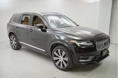 2023 Volvo XC90 B6 Ultimate 7-Seater