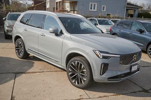 2025 Volvo XC90 Plug-In Hybrid T8 Plus 7-Seater