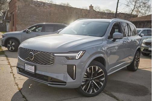 2025 Volvo XC90 Plug-In Hybrid T8 Plus 7-Seater